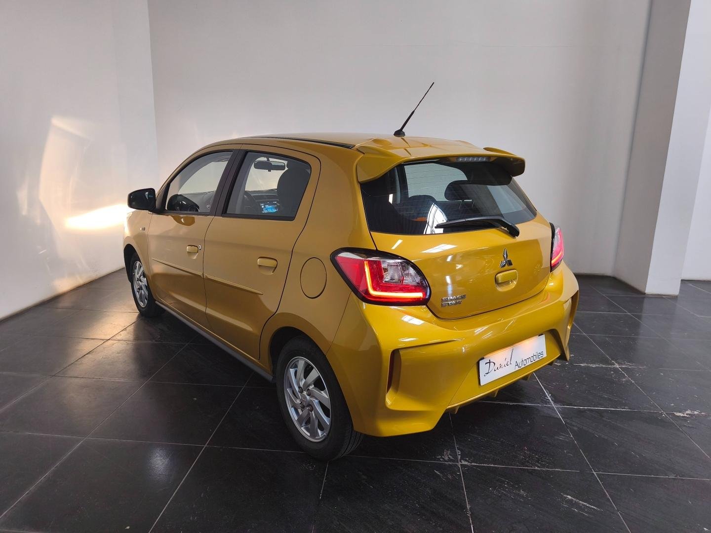 mitsubishi - Visuel 3